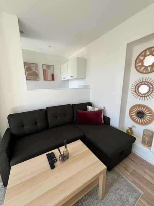 איברי-סור-סיין Appartement Aux Portes De Paris מראה חיצוני תמונה